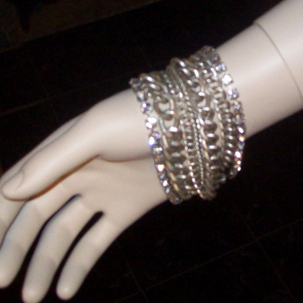 Bracelet of chains and rhinestones